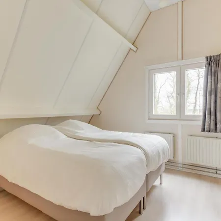 Modern, Cosy Family Near Sint Maartensbrug